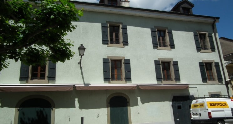 1227 Carouge